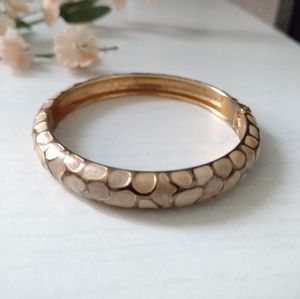 Beautiful Vintage Bangle Bracelet